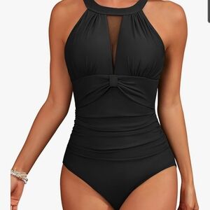 Chic Black Keyhole One-Piece Tummy Control Swimsuit Size Med